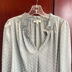 Max Studio Pale Blue V-Neck Textured Blouse